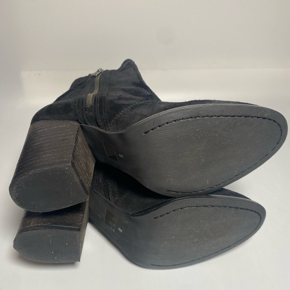 Seychelles Lucky Penny Heeled Suede Bootie Black Size 8 - Picture 7 of 10